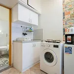 Cozy In Sip Str., Luna شقة