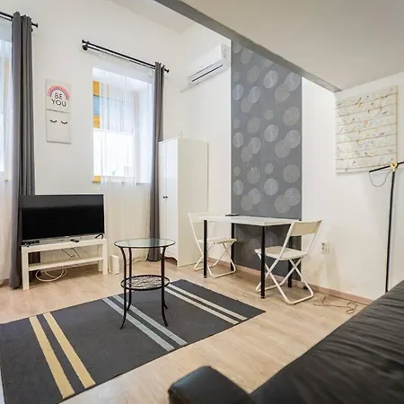 Apartment Cozy In Sip Str., Luna Budapest