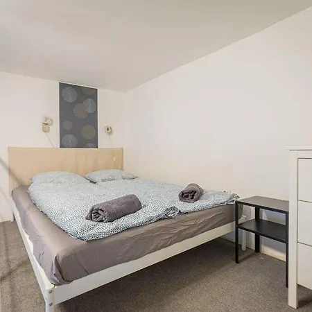 Apartment Cozy In Sip Str., Luna *
