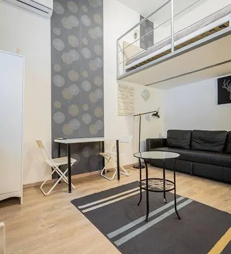Cozy In Sip Str., Luna Apartament